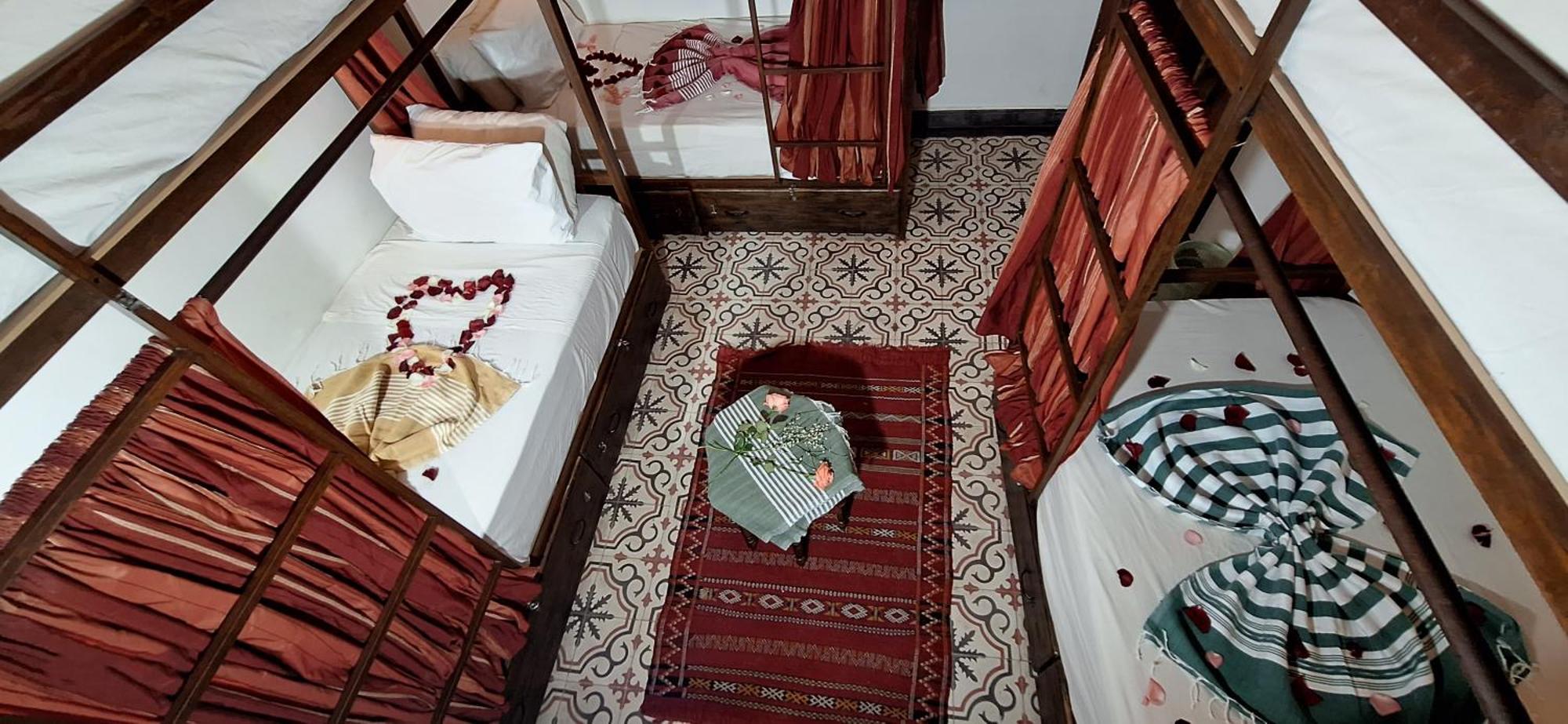 Hostel Dar Ben Youssef Marrakesh Exterior photo