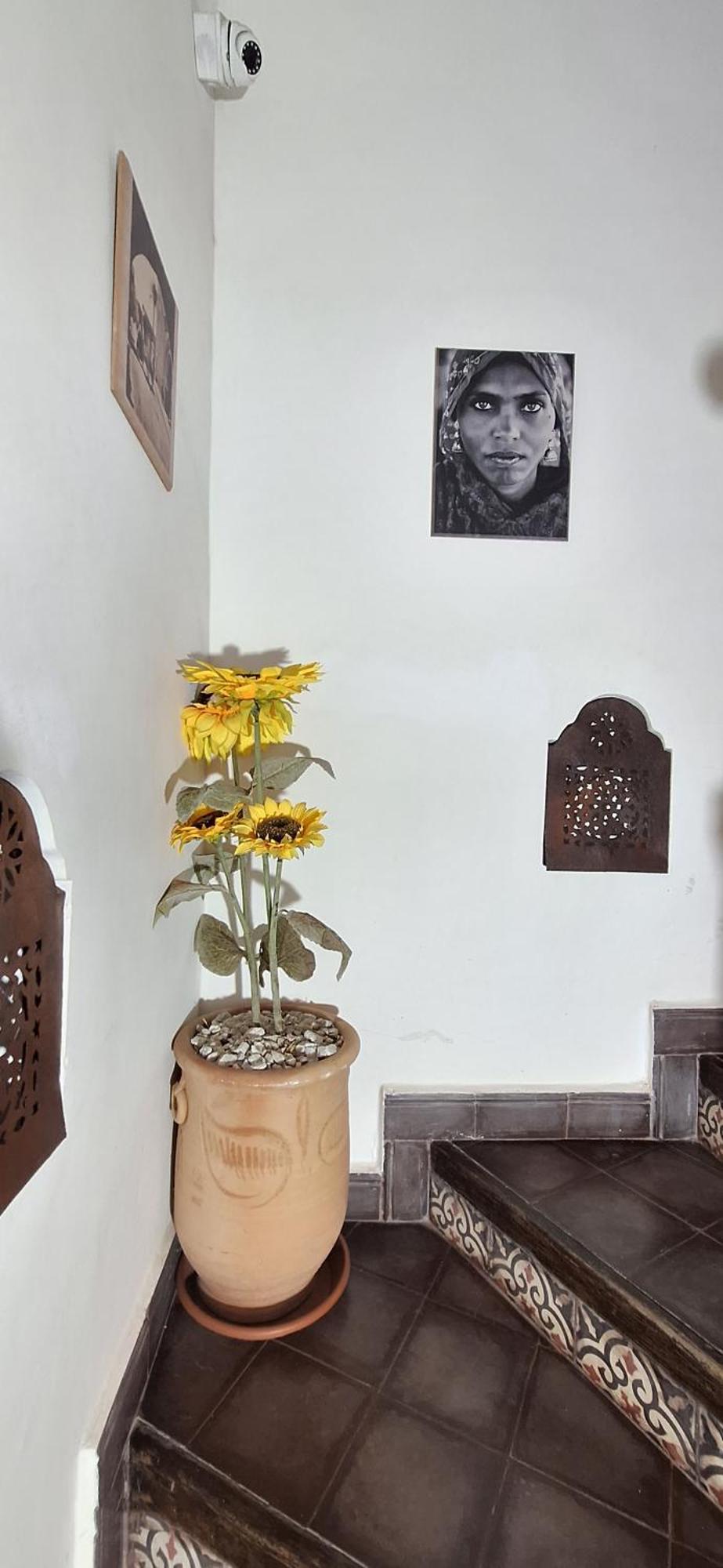 Hostel Dar Ben Youssef Marrakesh Exterior photo